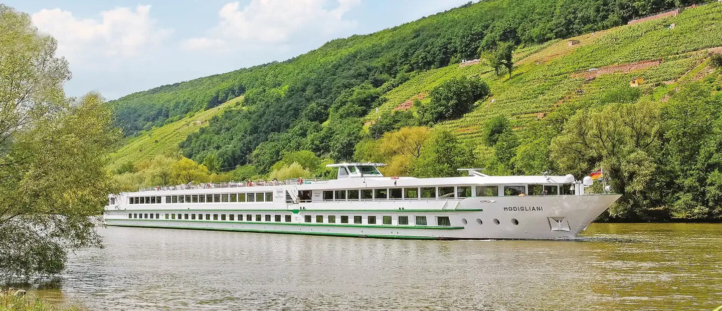 LA MAJESTUEUSE VALLEE DU RHIN ROMANTIQUE