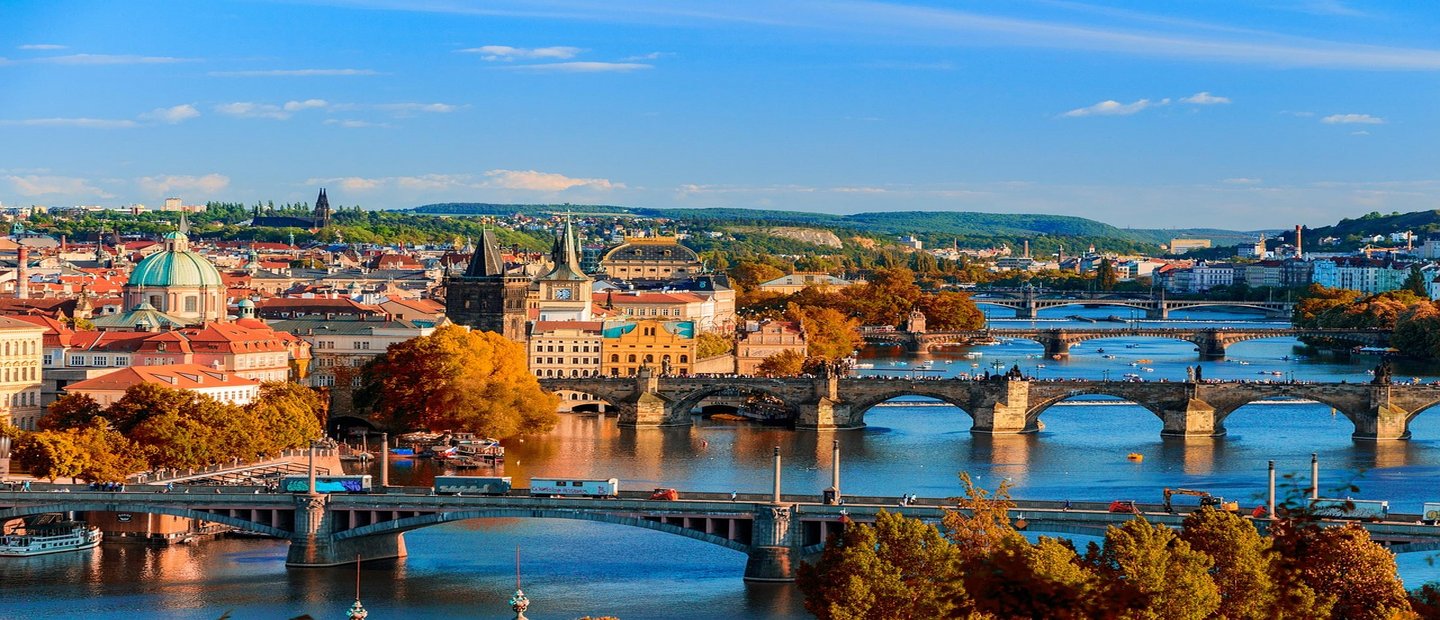 MARCHES DE NOEL A PRAGUE
